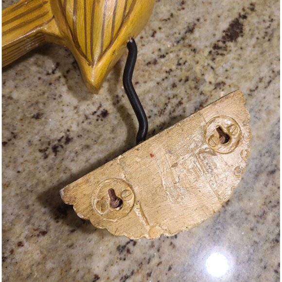 Vintage Painted Carved Perched Bird Wall Hanging Yellow Folk Art About 9" - Picture 5 of 12